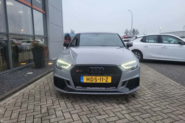 Audi A3 (2018) thumbnail 3