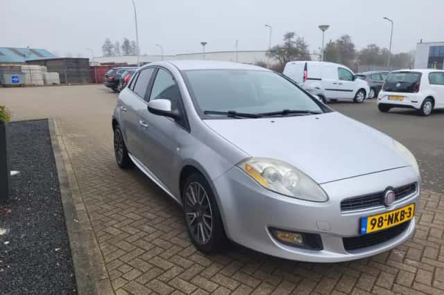 Fiat Bravo (2010) thumbnail 4
