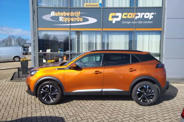 Peugeot 2008 (2021) thumbnail 1