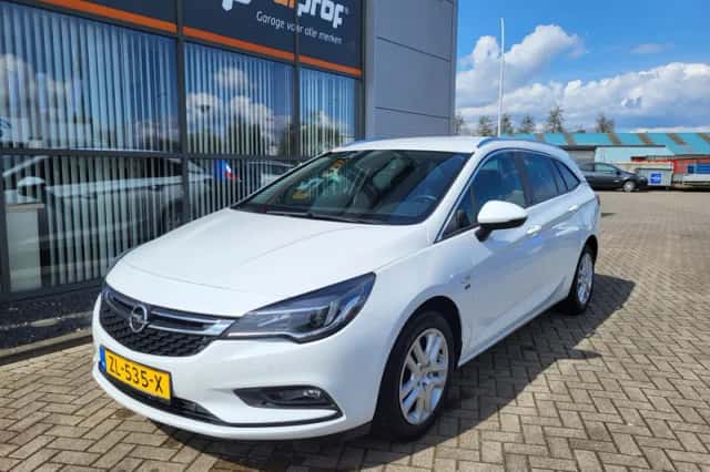 Opel Astra (2019) thumbnail 2
