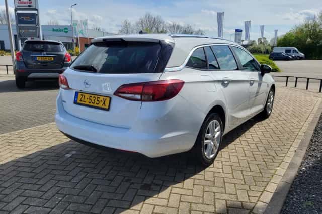 Opel Astra (2019) thumbnail 5