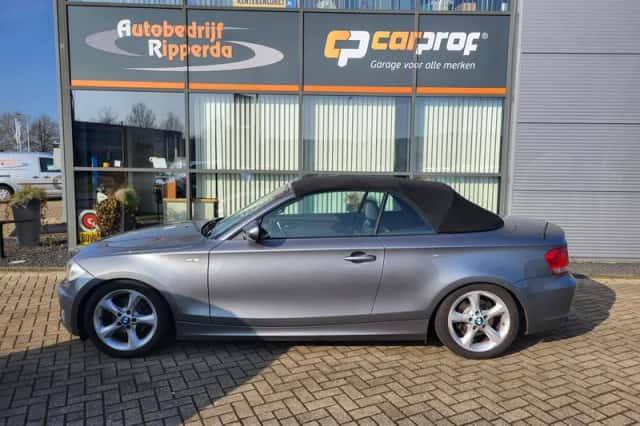 BMW 1-Serie (2010) thumbnail 1