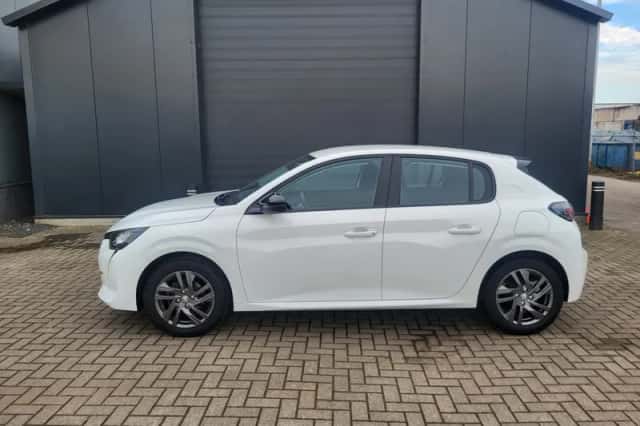 Peugeot 208 (2022) thumbnail 1