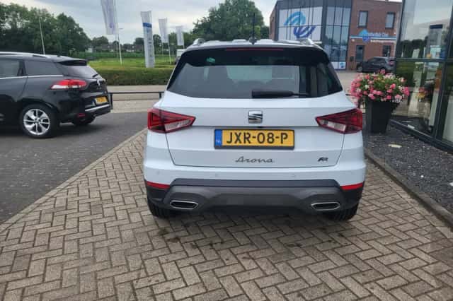 SEAT Arona (2024) thumbnail 6
