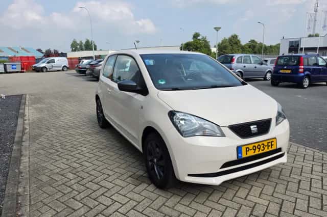 SEAT Mii (2014) thumbnail 4