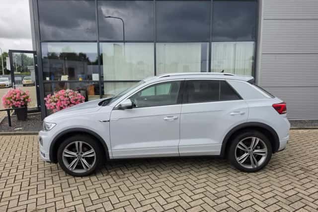 Volkswagen T-Roc (2022) thumbnail 1