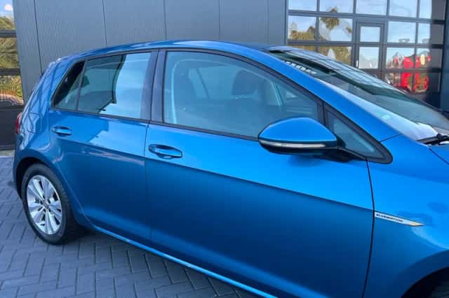 Volkswagen Golf (2016) thumbnail 6