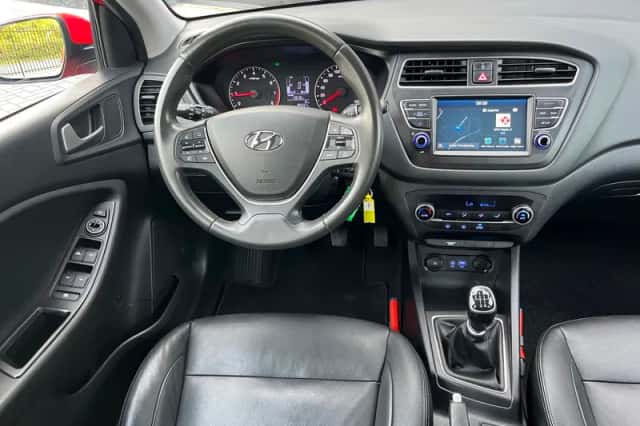 Hyundai i20 (2019) thumbnail 3