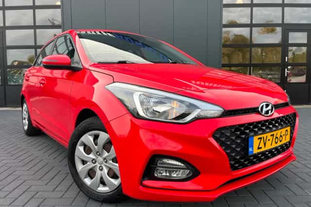 Hyundai i20 (2019) thumbnail 4