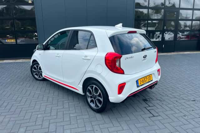 Kia Picanto (2020) thumbnail 2
