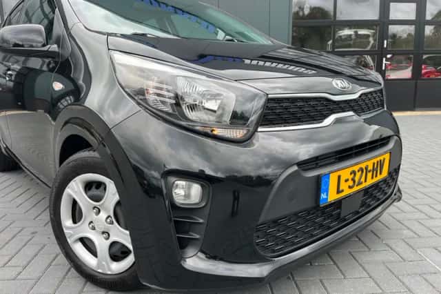 Kia Picanto (2021) thumbnail 5