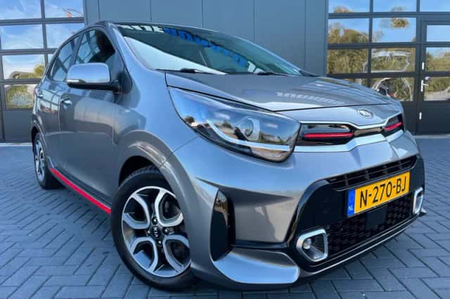 Kia Picanto (2021) thumbnail 4