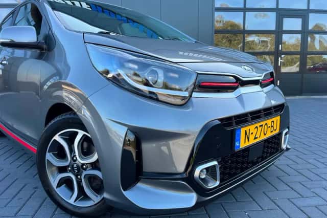 Kia Picanto (2021) thumbnail 5