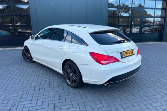 Mercedes-Benz CLA-Klasse (2016) thumbnail 2