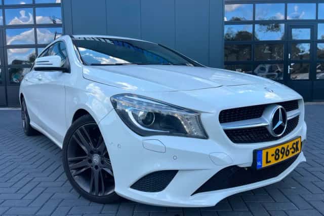 Mercedes-Benz CLA-Klasse (2016) thumbnail 4