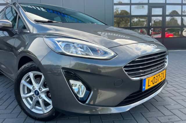 Ford Fiesta (2021) thumbnail 5
