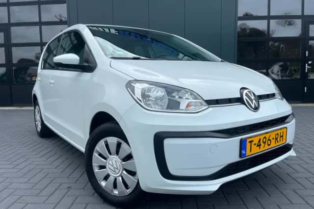 Volkswagen Up! (2023) thumbnail 4