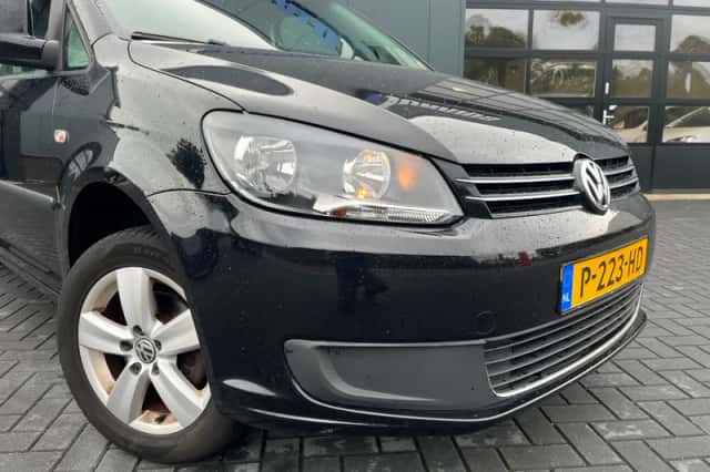 Volkswagen Caddy (2015) thumbnail 5