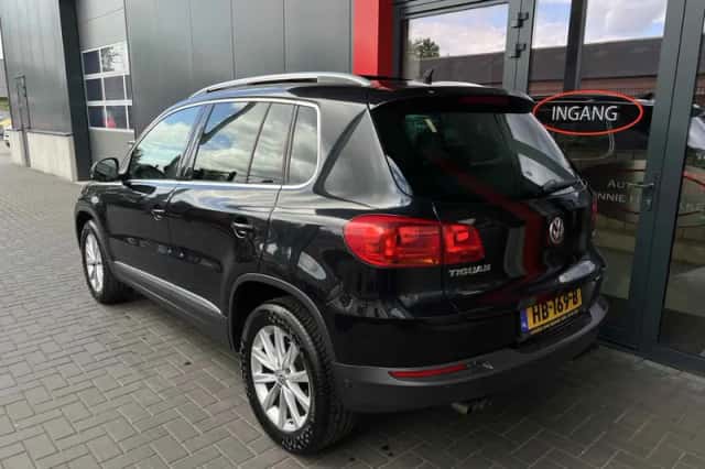 Volkswagen Tiguan (2014) thumbnail 4