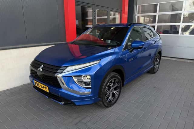 Mitsubishi Eclipse Cross (2023) thumbnail 1