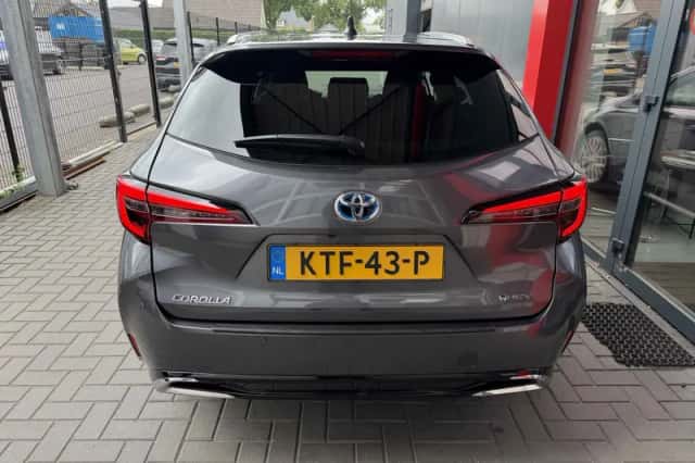 Toyota Corolla (2024) thumbnail 5