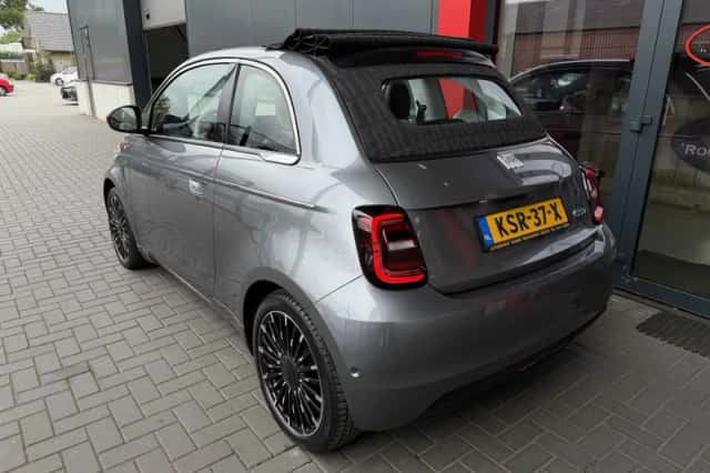 Fiat 500 (2020) thumbnail 5
