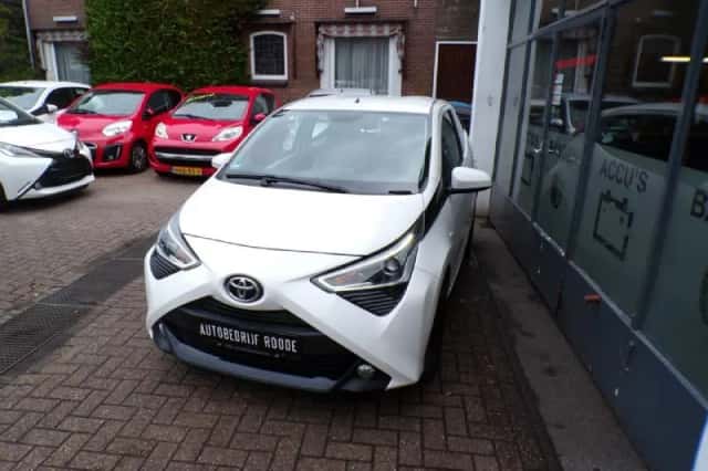 Toyota Aygo (2019) thumbnail 4