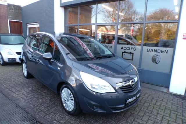 Opel Meriva (2013) thumbnail 2