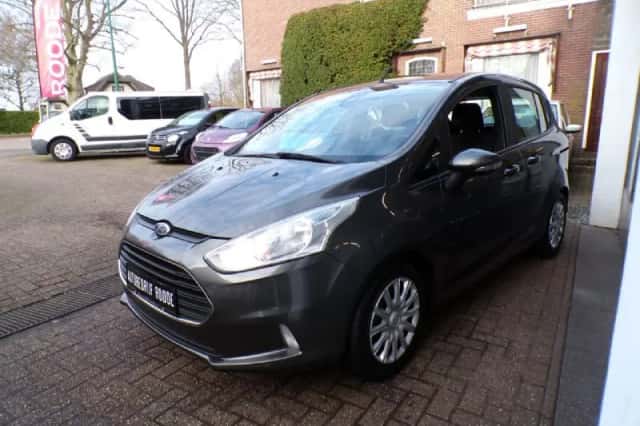 Ford B-Max (2017) thumbnail 3