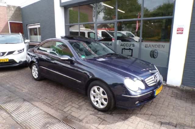 Mercedes-Benz CLK-Klasse (2003) thumbnail 2