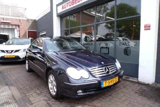Mercedes-Benz CLK-Klasse (2003) thumbnail 3