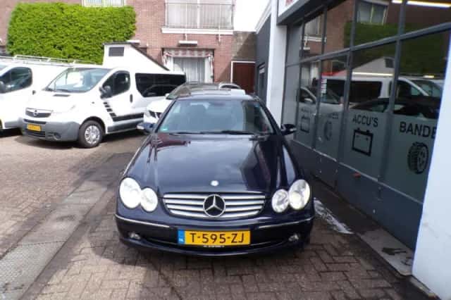 Mercedes-Benz CLK-Klasse (2003) thumbnail 4