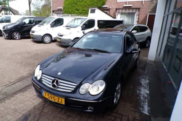 Mercedes-Benz CLK-Klasse (2003) thumbnail 5