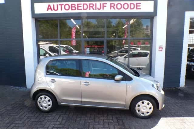 SEAT Mii (2017) thumbnail 1
