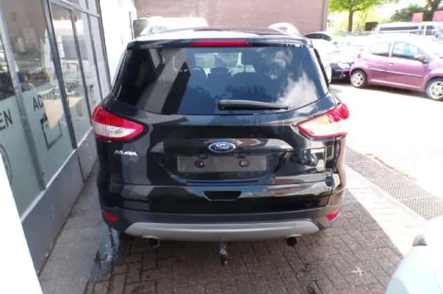 Ford Kuga (2016) thumbnail 6