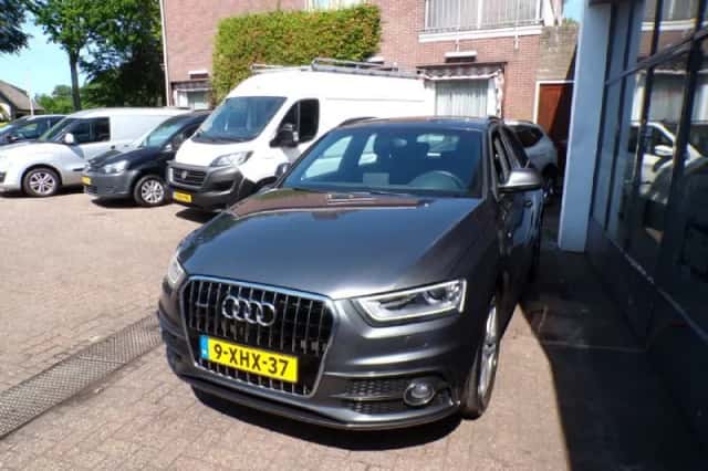 Audi Q3 (2014) thumbnail 5