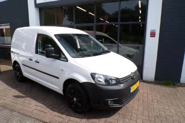 Volkswagen Caddy (2014) thumbnail 2