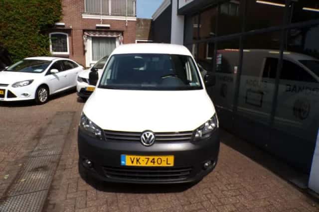 Volkswagen Caddy (2014) thumbnail 4