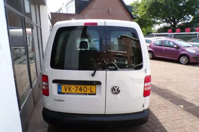 Volkswagen Caddy (2014) thumbnail 6