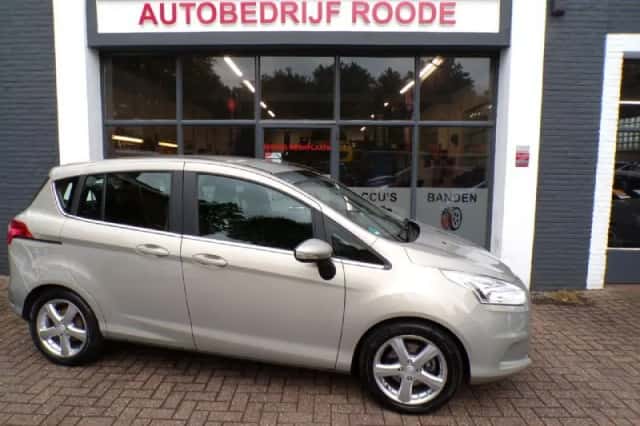 Ford B-Max (2017) thumbnail 1