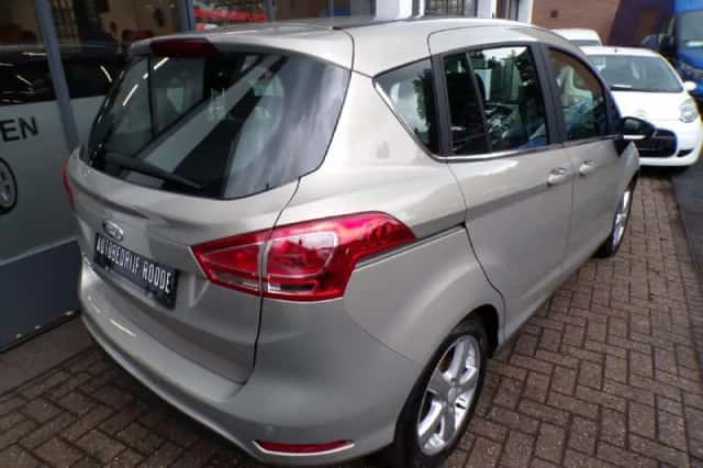 Ford B-Max (2017) thumbnail 5