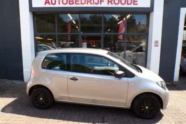 SEAT Mii (2017) thumbnail 1