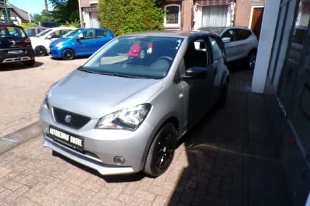 SEAT Mii (2017) thumbnail 4