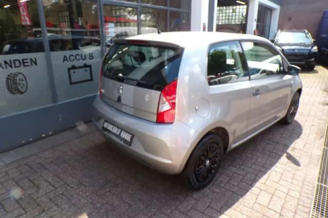 SEAT Mii (2017) thumbnail 5