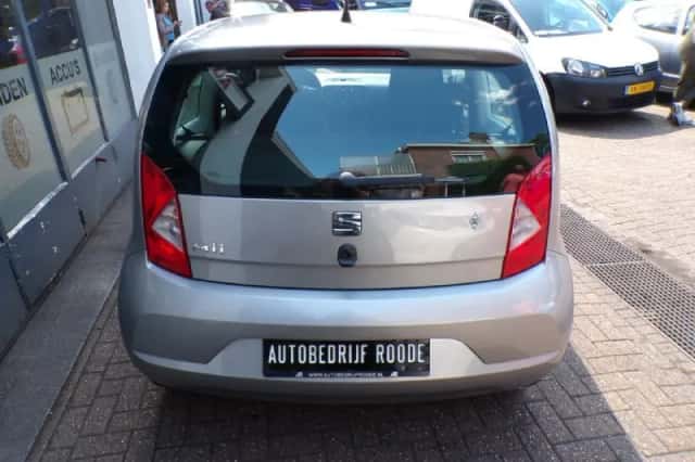 SEAT Mii (2017) thumbnail 6