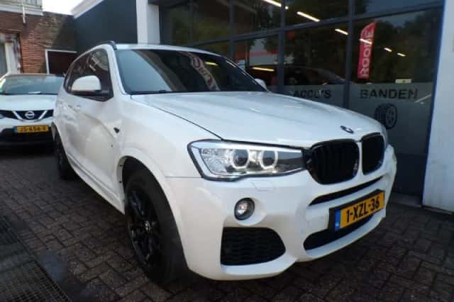 BMW X3 (2014) thumbnail 3