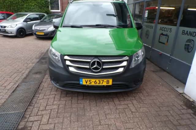 Mercedes-Benz Vito (2015) thumbnail 4