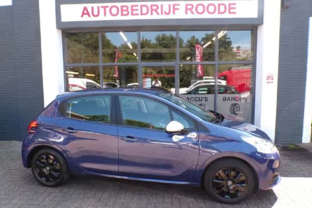 Peugeot 208 (2017) thumbnail 1