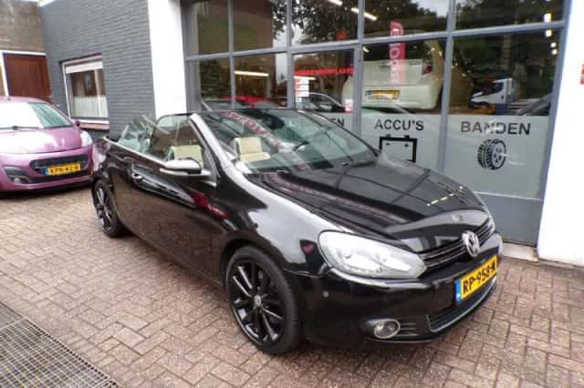 Volkswagen Golf (2012) thumbnail 2