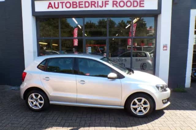 Volkswagen Polo (2012) thumbnail 1